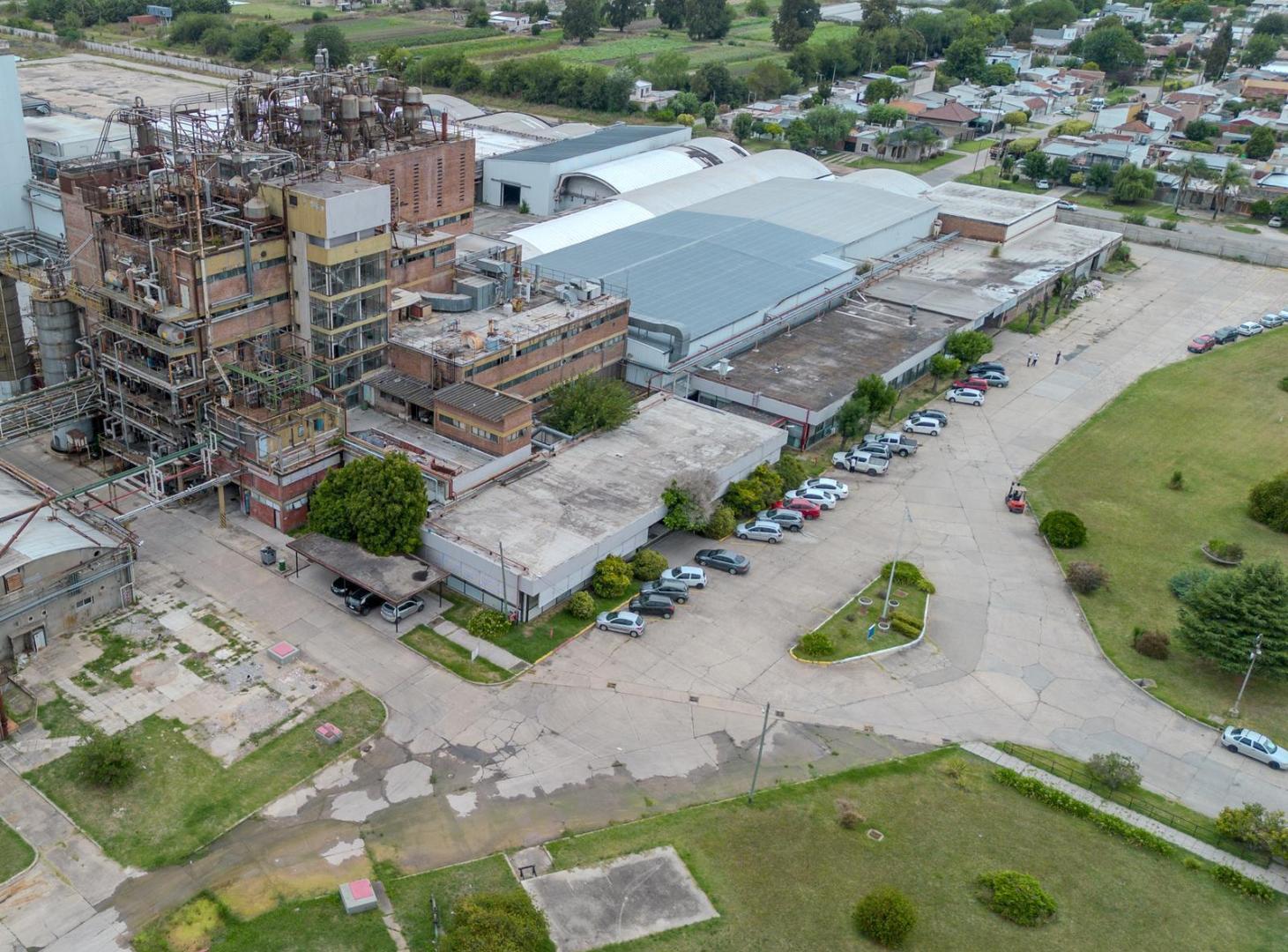 ALQUILER - DEPÓSITO - LA PLATA - 8000 m2
