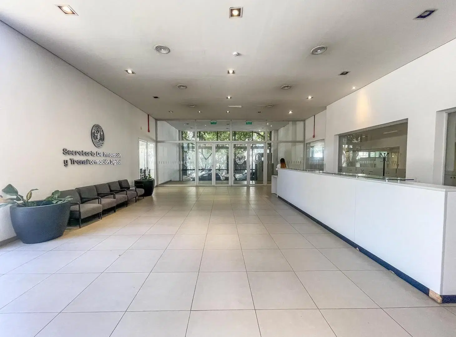 Alquiler - Edificio Comercial - Parque Patricios - 1100m2 hasta 3200m2 disponibles 3
