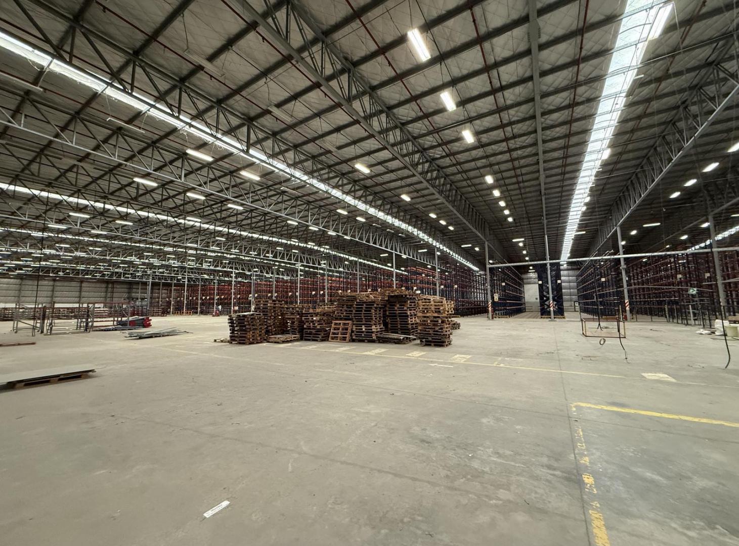 Foto de Depósito en Alquiler -11.000m2 - Garin, imagen 4