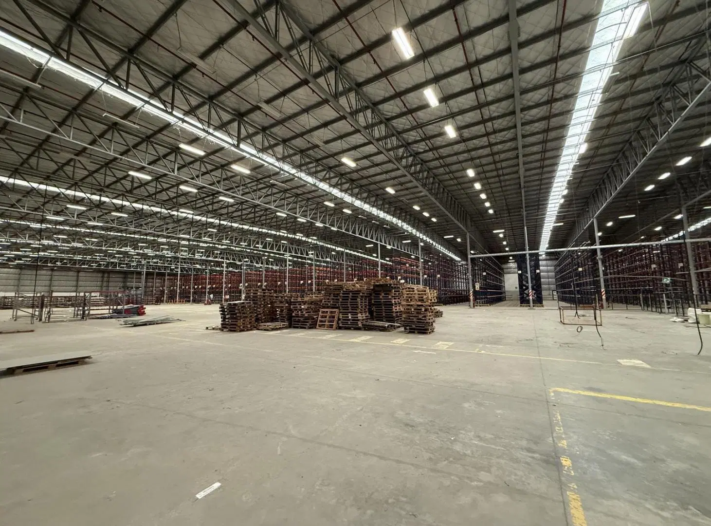Depósito en Alquiler -11.000m2 - Garin 4