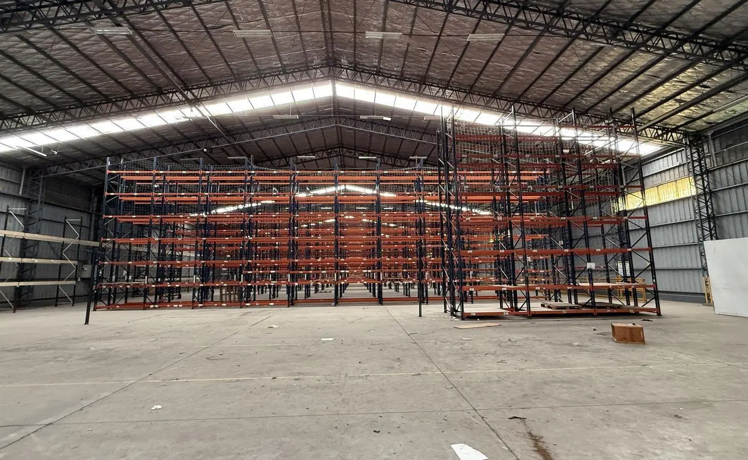 Depósito en Alquiler 4500m2 - Garin - Escobar 4