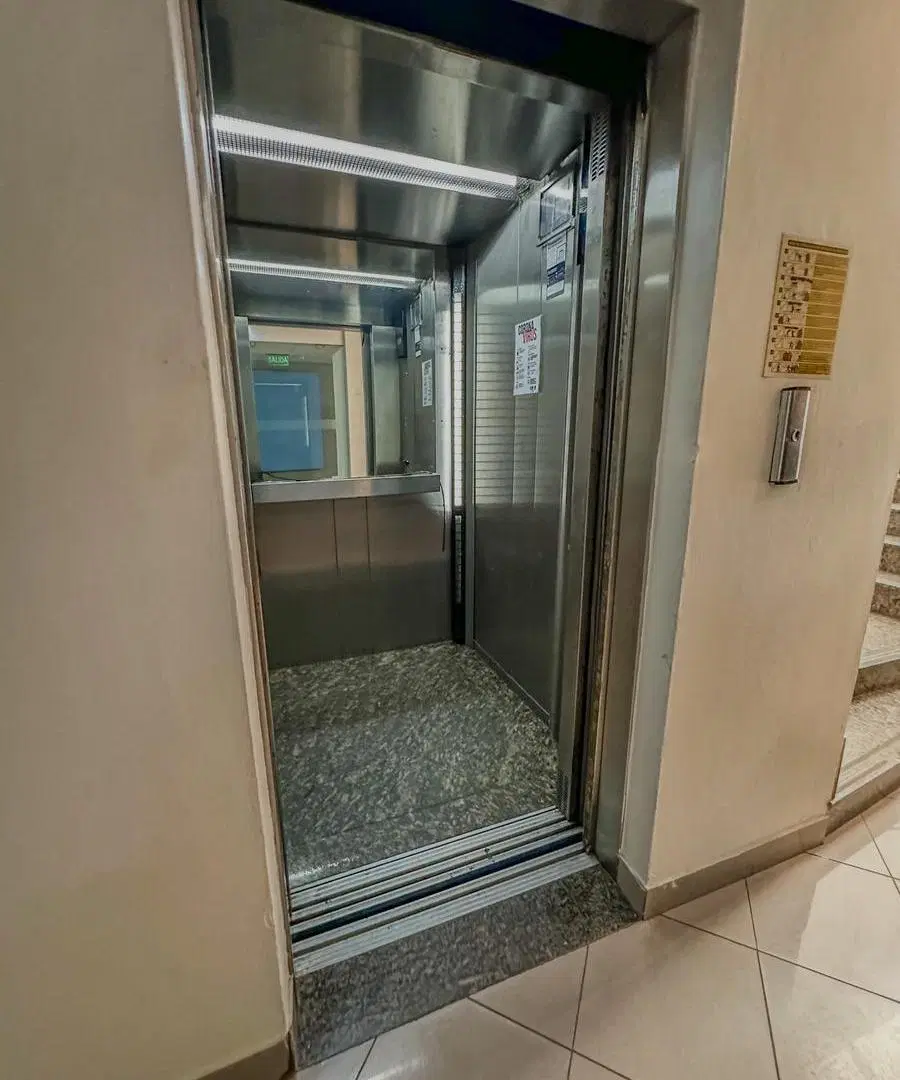 VENTA - EDIFICIO COMERCIAL - SAN TELMO - OFICINAS 3.300 m2 4