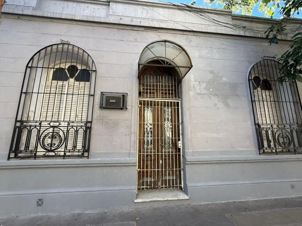 VENTA - PH - CABALLITO - EN EL CORAZON DE CABALLITO CON TERRAZA Y FLEXIBILIDAD PARA REDISEÑAR 4