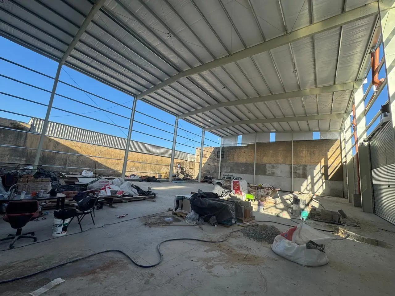 Depósito en alquiler - 1850m2 - Mixtura 3 - La Boca 3
