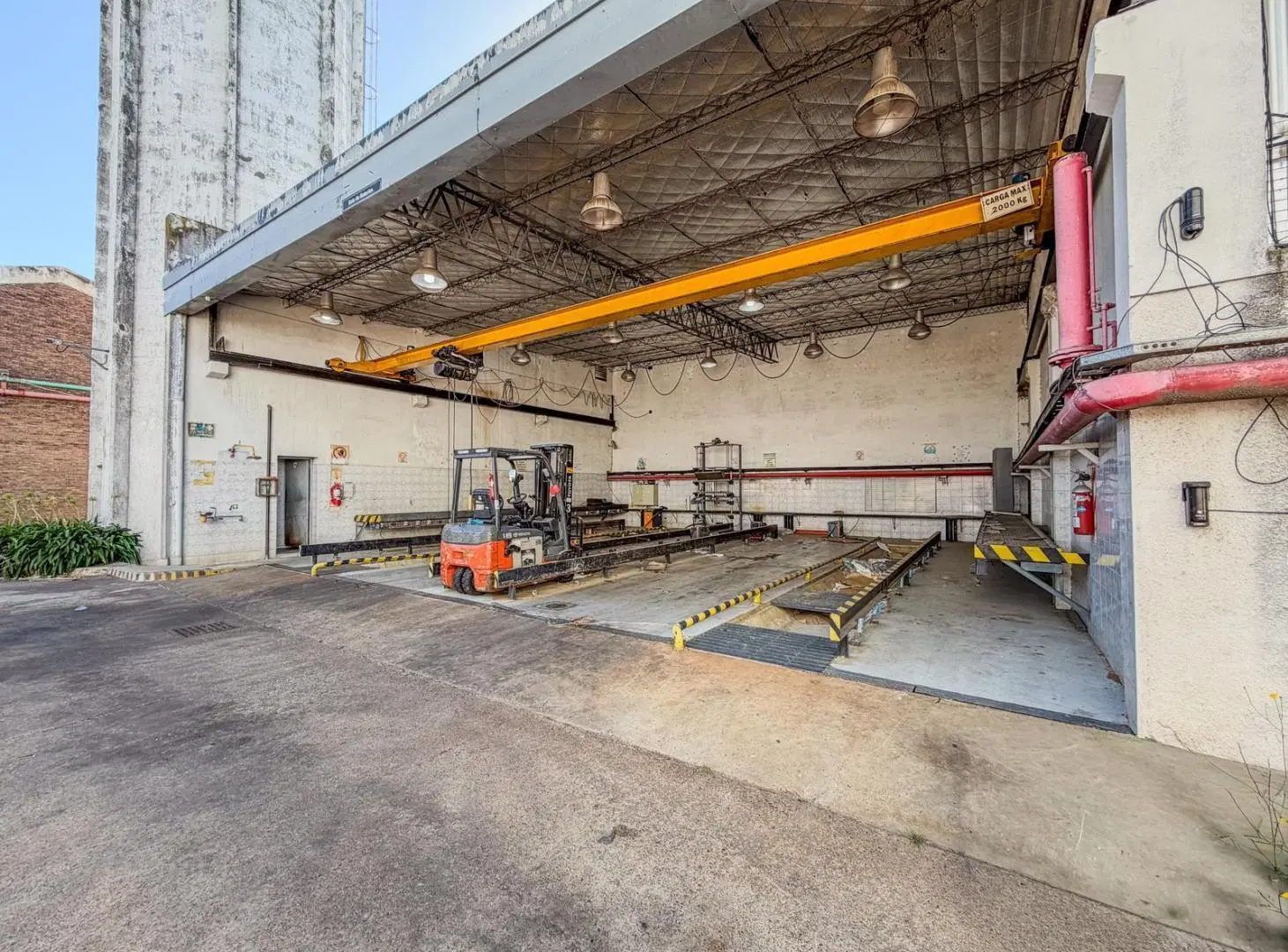 Alquiler - Depósito - La Tablada - Superficies disponibles de 700m2 a 17.000m2 4