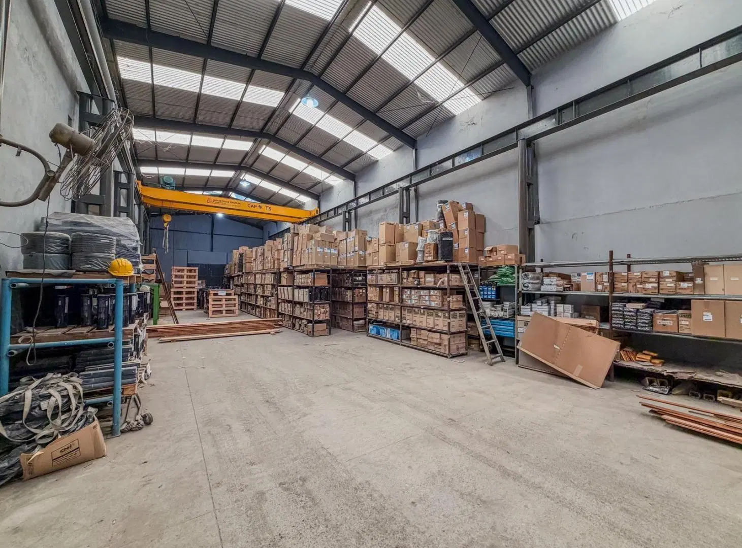 ALQUILER - DEPOSITO - DOCK SUD - 1000 m2 3