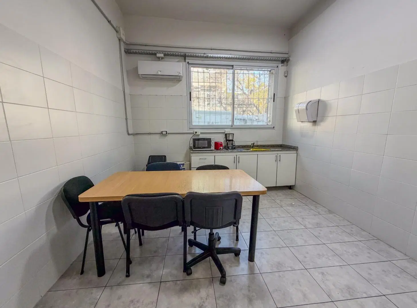 Alquiler - Oficinas - La Boca - 900m2 5