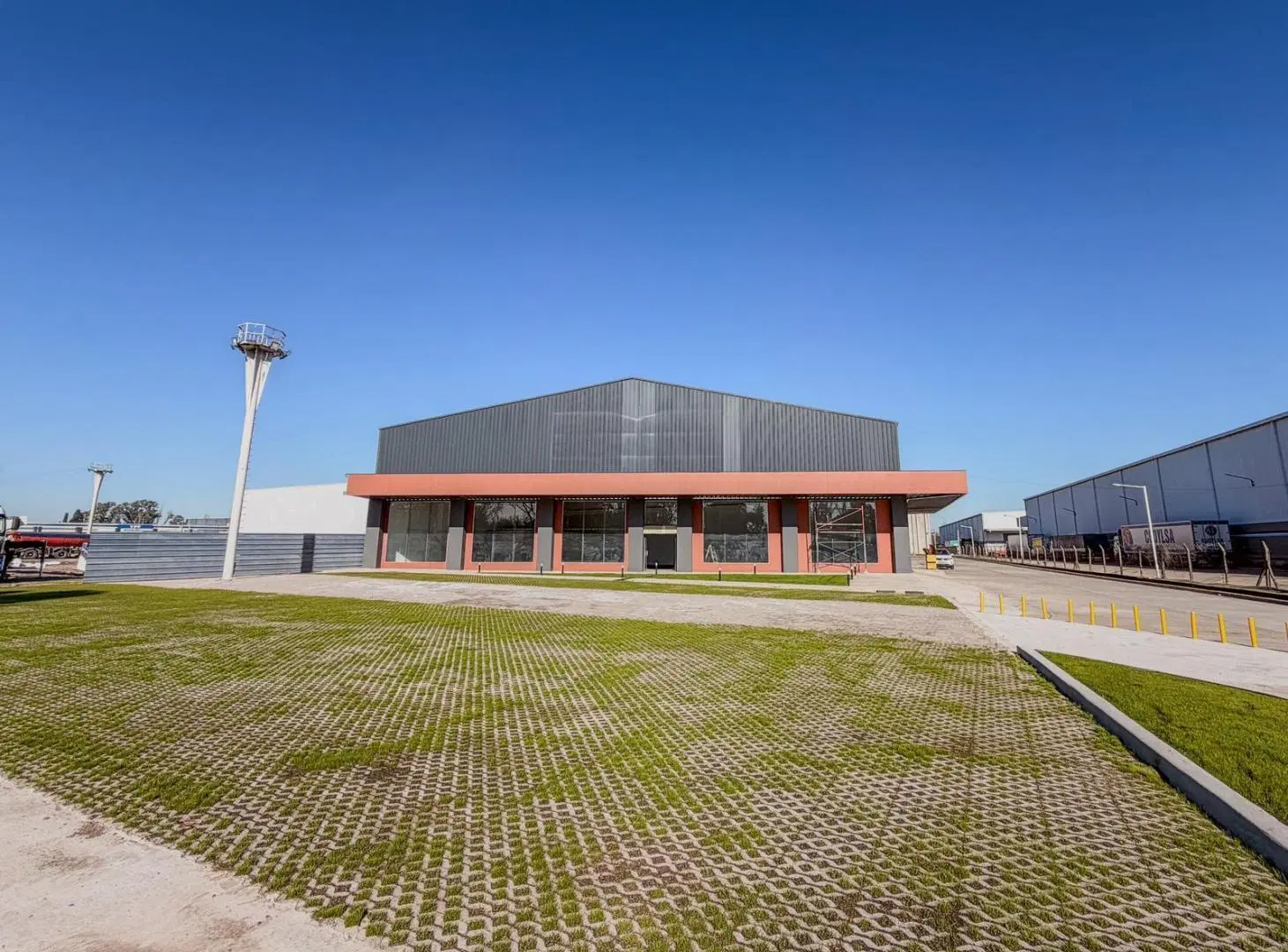 Alquiler - Local Comercial - Moreno - Colectora Sur Acceso Oeste Km 38 3