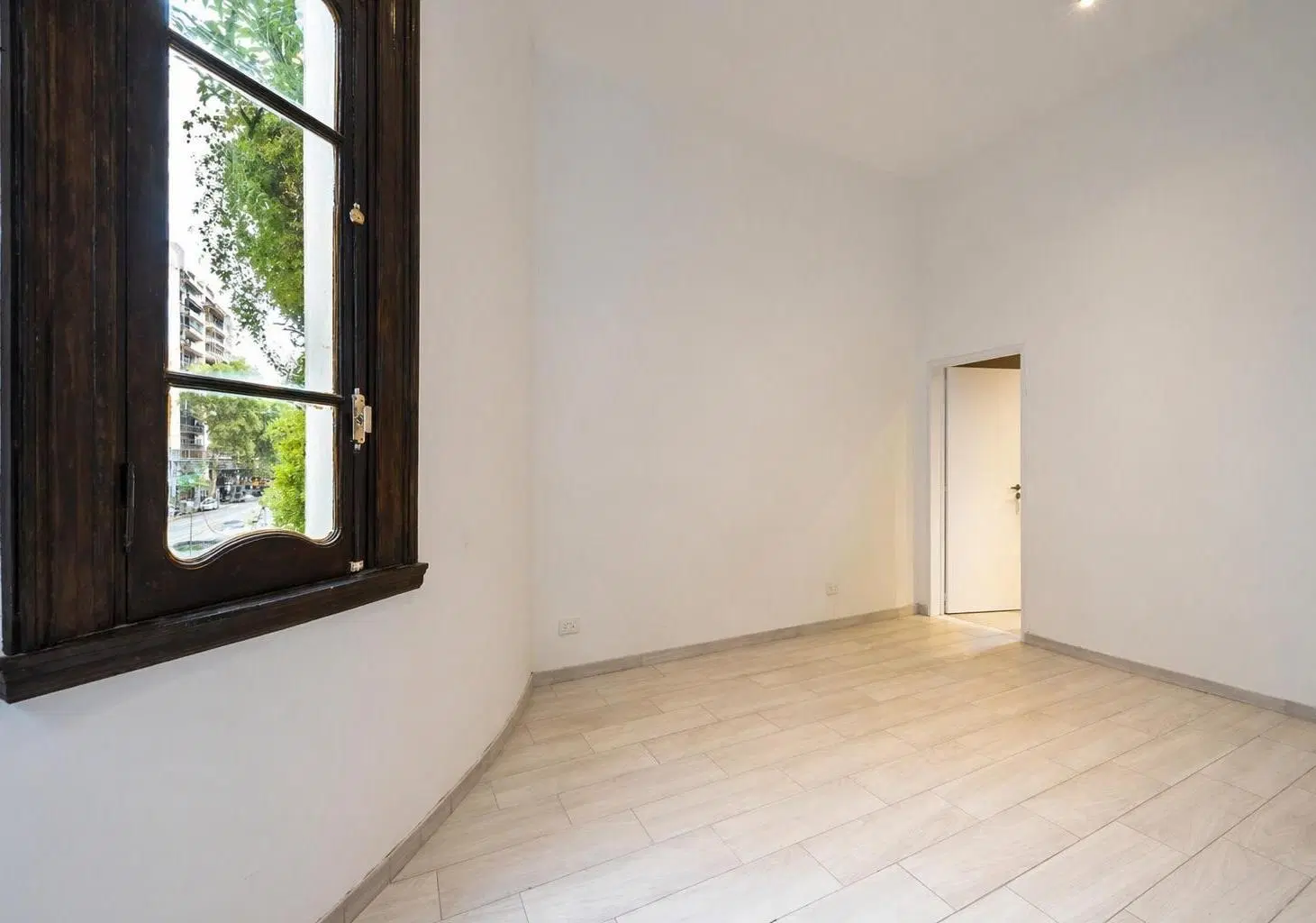Local mas oficinas - Alquiler - Recoleta 4