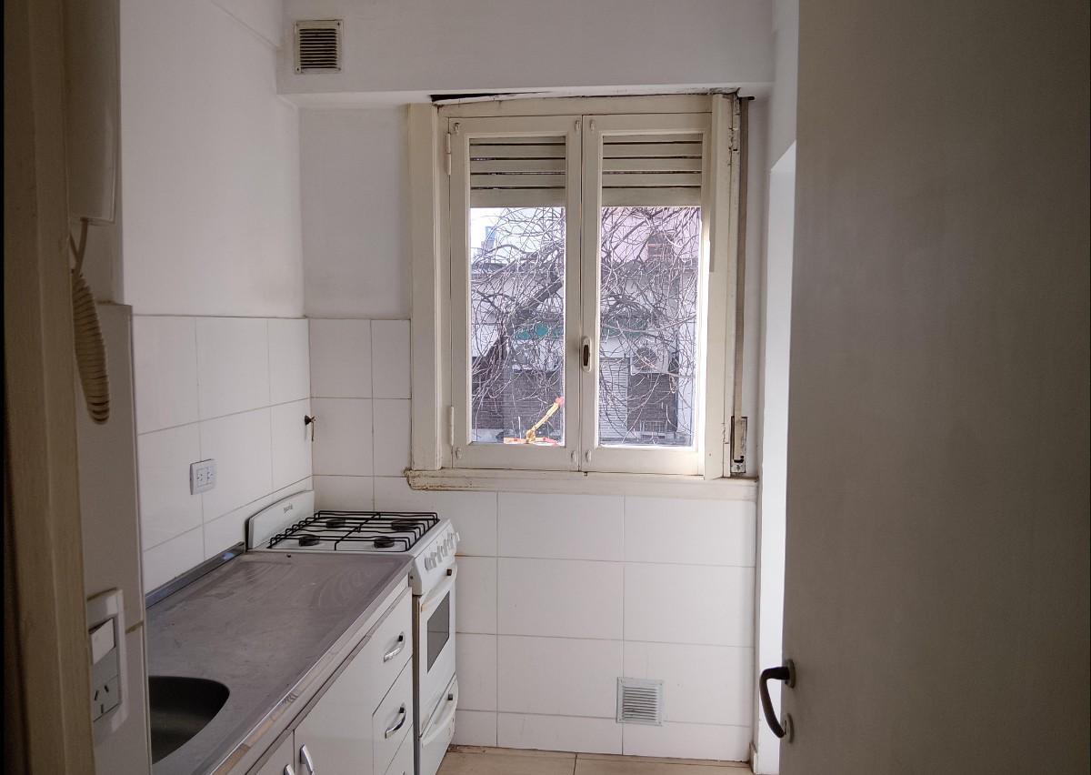 Foto de Alquiler - Departamento - 3 Ambientes Flores ¡¡Excelente luminosidad y, imagen 3