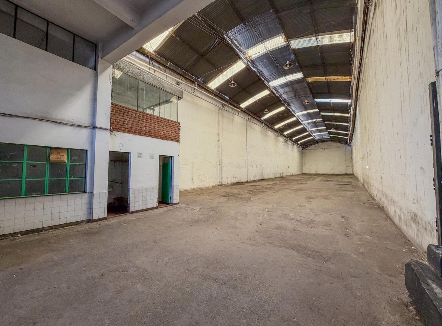 Foto de ALQUILER - DEPOSITO / GALPON - 760M2 - POMPEYA, imagen 3