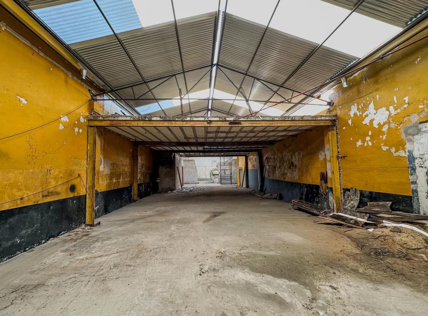 Foto de ALQUILER - DEPOSITO - VILLA SOLDATI - 340m2 MIXTURA 4, imagen 4