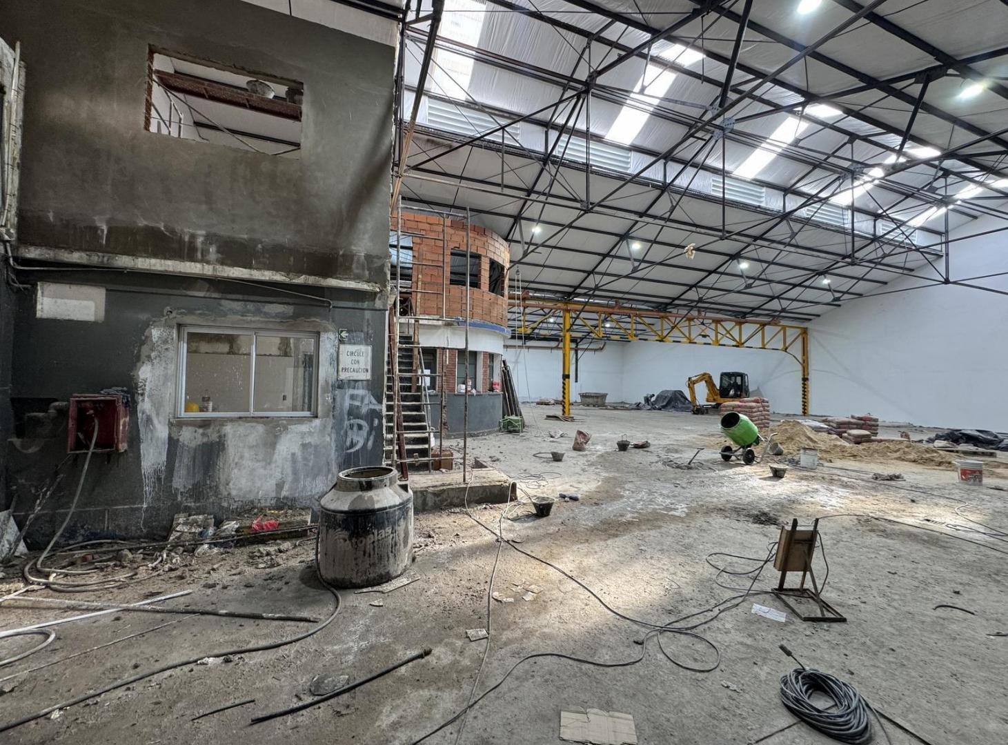 Foto de Galpón en Alquiler - 1200m2 - Mixtura 3 - La Boca, imagen 4