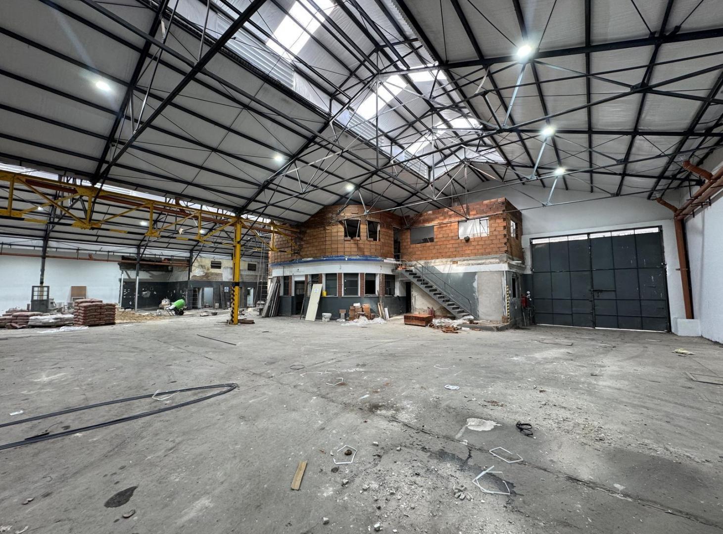 Foto de Galpón en Alquiler - 1200m2 - Mixtura 3 - La Boca, imagen 2