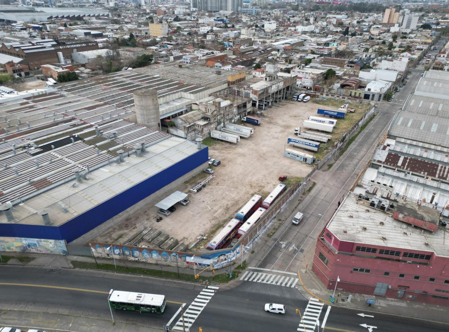 Foto de Deposito en Venta - 24.000m2 - Avellaneda, imagen 2