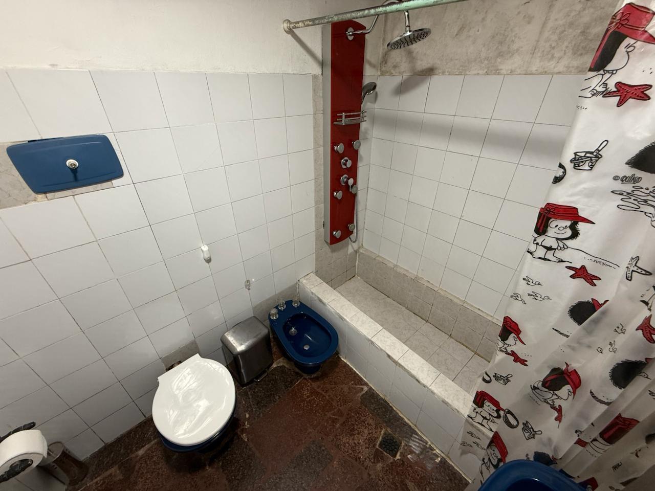 Foto de Casa en venta -4 ambientes -Bernal, imagen 2