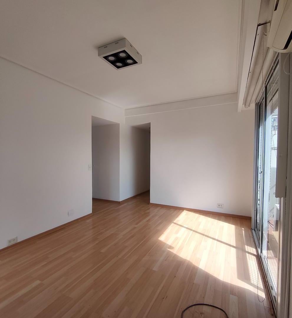 Foto de ¡Alquiler! Hermoso 2 Ambientes en Piso Alto con Vista Abierta y Súper, imagen 2
