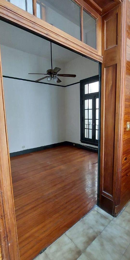Foto de Se vende un departamento tipo Ph sin expensas en un complejo de 6, imagen 2