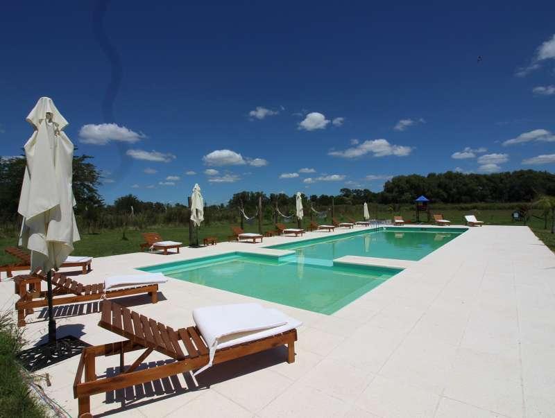 Propiedad en Venta Sobre Autopista Ezeiza - Cañuelas. 4 Has de Campo, Casa Principal y Cabañas. 5