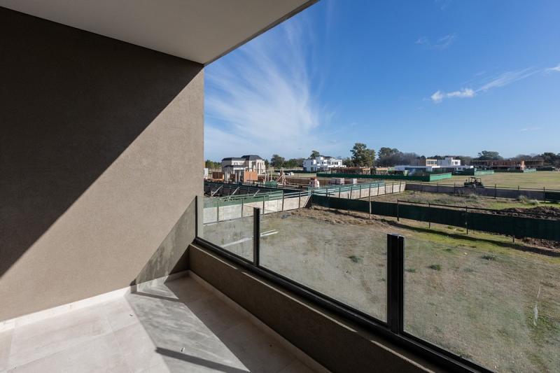 Casa de 5 ambientes en venta en Country La Providencia. Canning, Ezeiza.