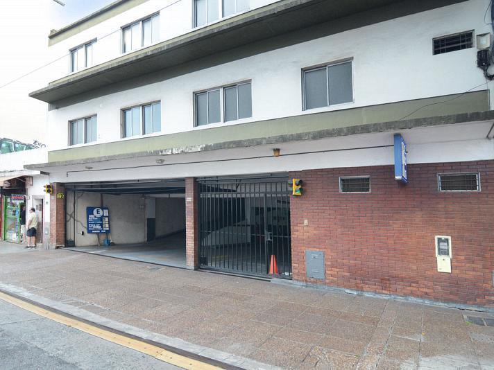 Independencia Av. 1655