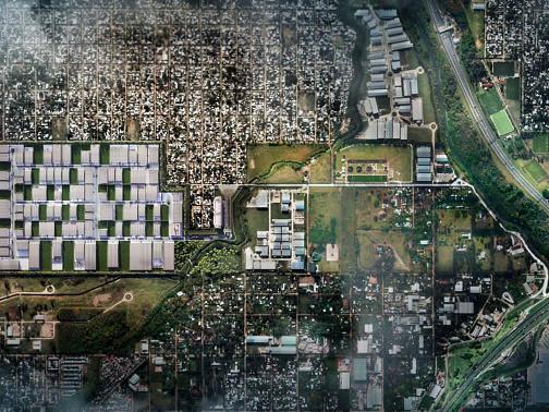 Parque Industrial Reconquista. Vicente Lopez y Planes 001