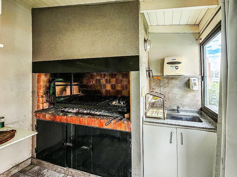 Departamento de 4 Ambientes en Belgrano 8° Piso Al Frente, Terraza con Quincho y Parrilla 1