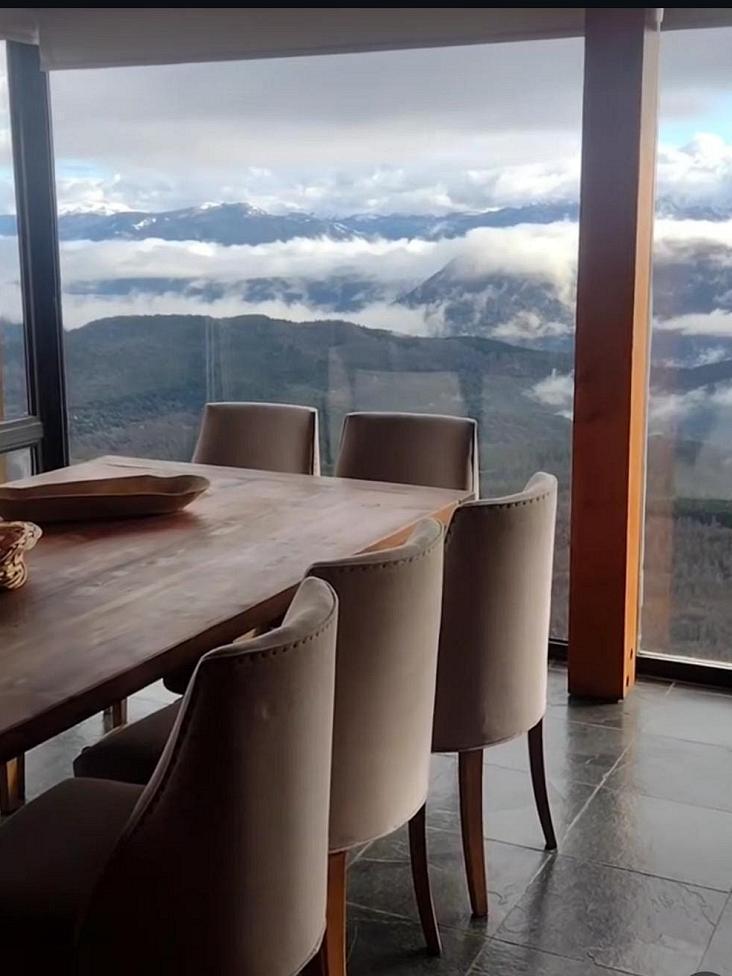 Foto de Residencia en el medio de la naturelaza. Vistas al Lago Lacar y al, imagen 3