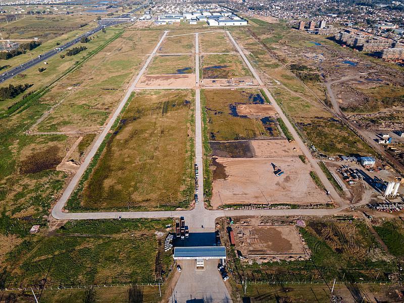 Excelente Parque Industrial en Hudson Sobre Autopista Bs As - La Plata. Lotes Desde 2000 m². 3
