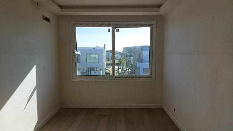 Foto de Moderna casa, A TERMINAR, con salida al agua en Lagos de San Eliseo, imagen 3