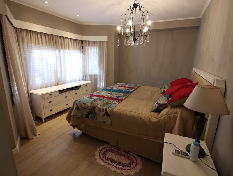 Casa de 4 dormitorios en venta en Country Solar del Bosque. Canning-San Vicente.