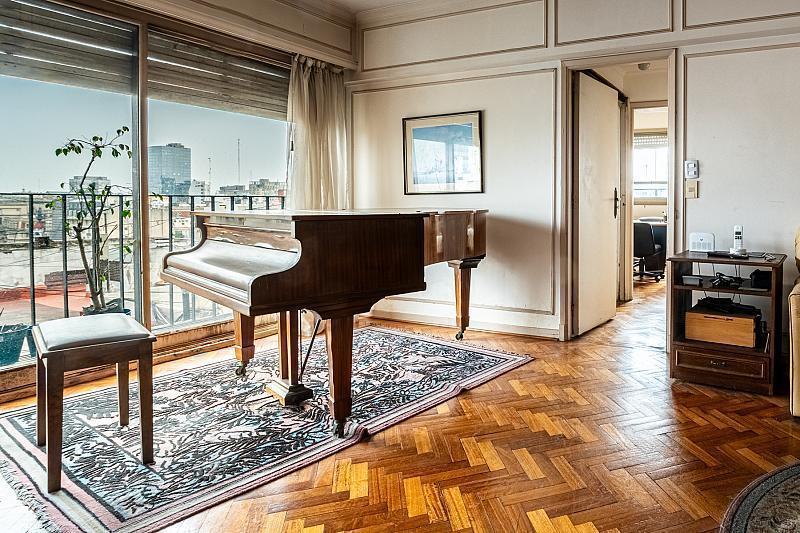 Tres Ambientes - Recoleta - Luminoso - Piso Alto 2