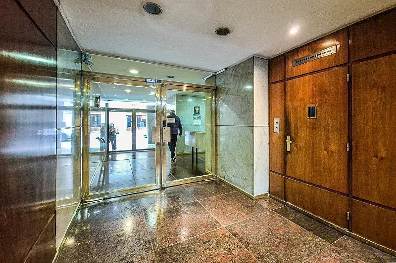 Tres Ambientes - Recoleta - Luminoso - Piso Alto 4