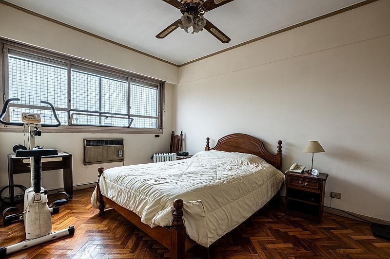 Tres Ambientes - Recoleta - Luminoso - Piso Alto 3