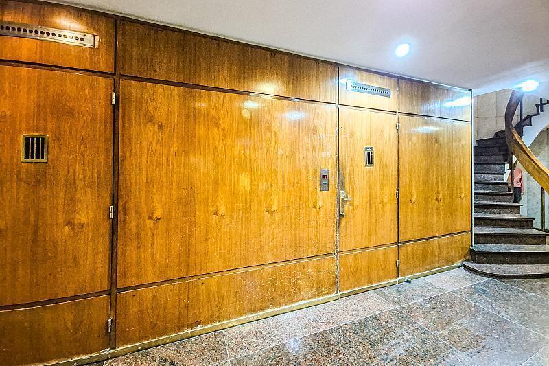 Tres Ambientes - Recoleta - Luminoso - Piso Alto 5