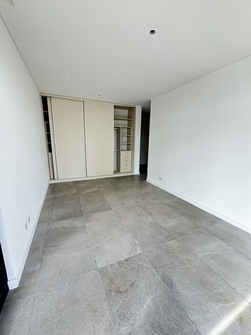Departamento de Calidad a Estrenar Sobre Costa de Lago 4 Ambientes. 5