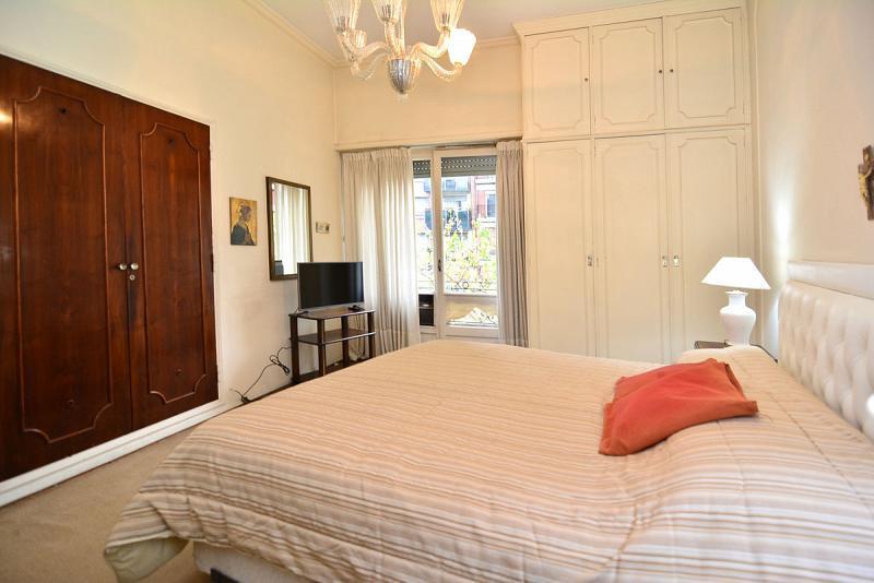 Venta Departamento 4 Ambientes Piso en Edificio Antiguo de Estilo Almagro 3