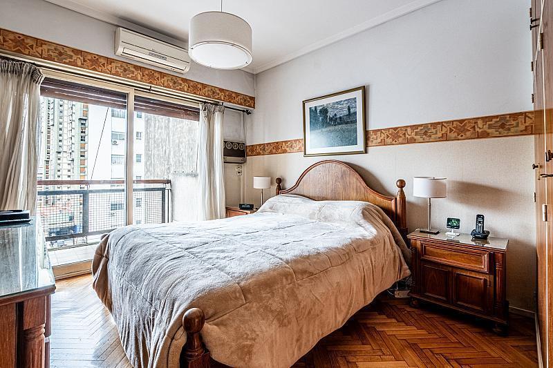 Venta Departamento 5 Ambientes Piso Amplio con Balcón Terraza Cochera Parque Rivadavia Caballito 1