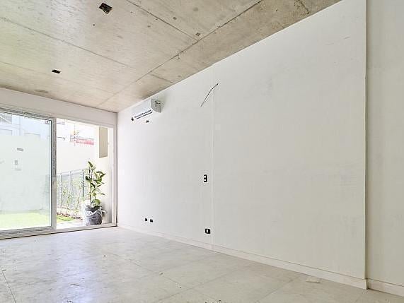 Foto de Venta Nuñez Amplio Monoambiente con patio en planta baja, imagen 4