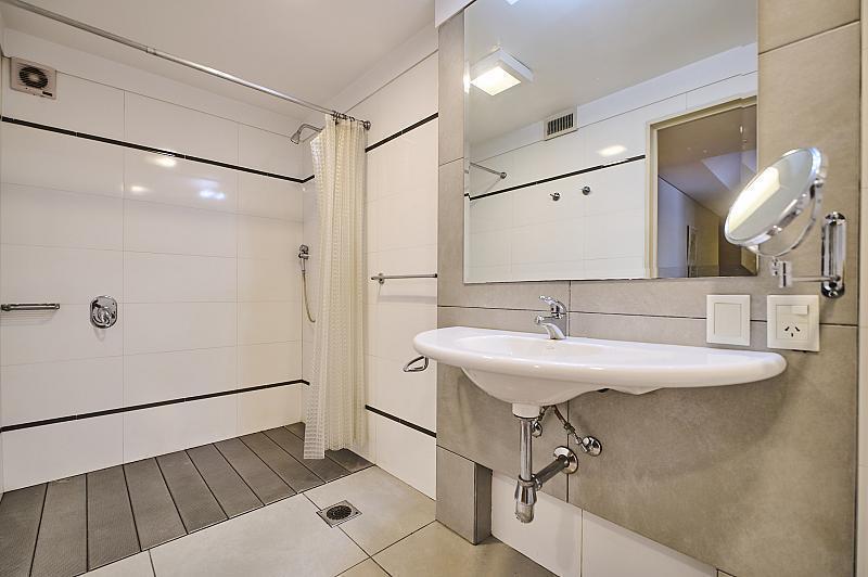 Venta Departamento 4 Ambientes Excelente Piso 2 Cocheras Caballito 2