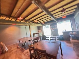 Amplia Casa de Cinco Dorm., Quincho 420 M²) con Piscina en Barrio Girasoles del Limay 4