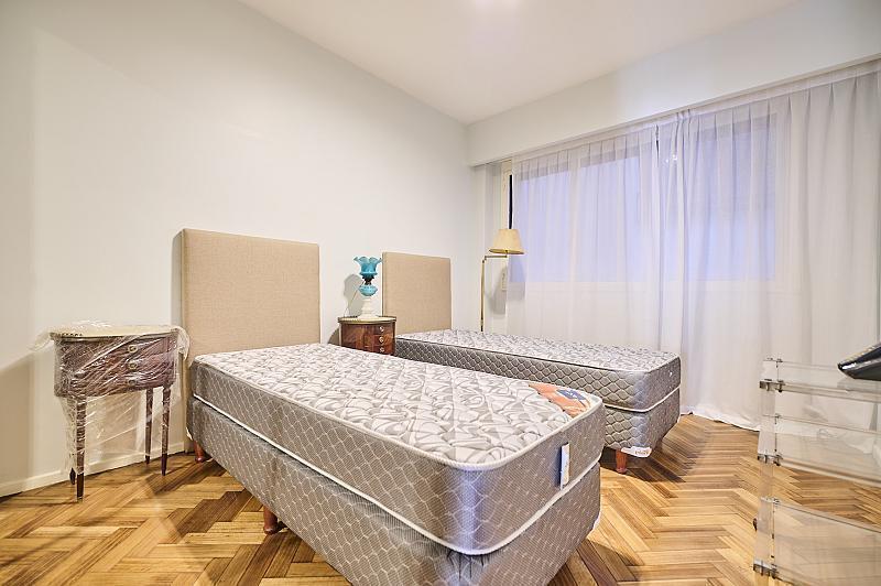 Foto de Guido y Callao. 3 dormitorios. Dos baños. Impecable. Recoleta, imagen 5