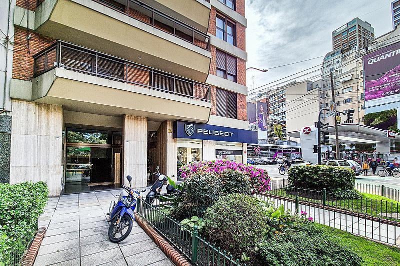 Libertador. Esquina. Alto. Vista. 3 Dorm.. 2 Cocheras 3