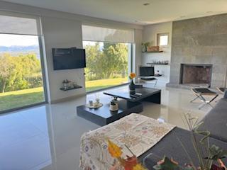Impresionante Casa, Ubicada a m del Lago Nahuel Huapi, Es Ideal Para Combinar Naturaleza y Lujo 3