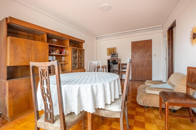 Venta Departamento 3 Ambientes Piso Amplio Luminoso Balcón Terraza Flores 1