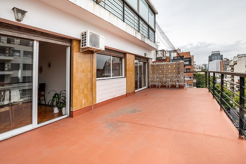 Venta Departamento 3 Ambientes Piso Amplio Luminoso Balcón Terraza Flores 3
