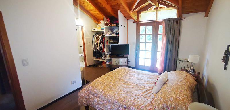 Casa en Playa Bonita Bariloche con Deposito de 200 m² 2