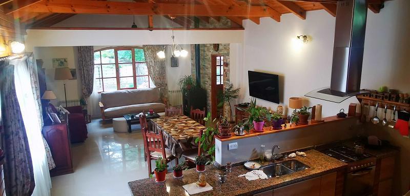 Casa en Playa Bonita Bariloche con Deposito de 200 m² 5