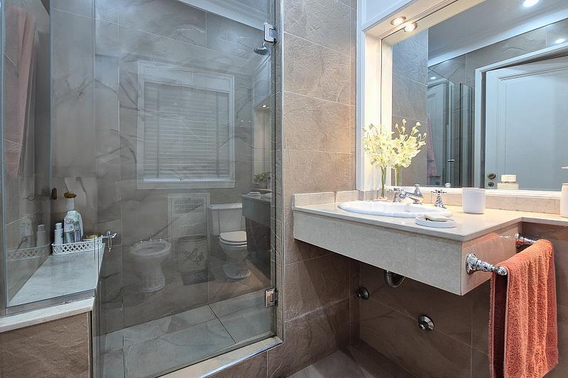Venta Departamento 4 Ambientes Categoría Piso Impecable Luminoso Cochera Caballito 2