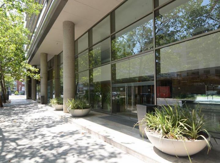 Oficina en alquiler en Puerto Madero 5